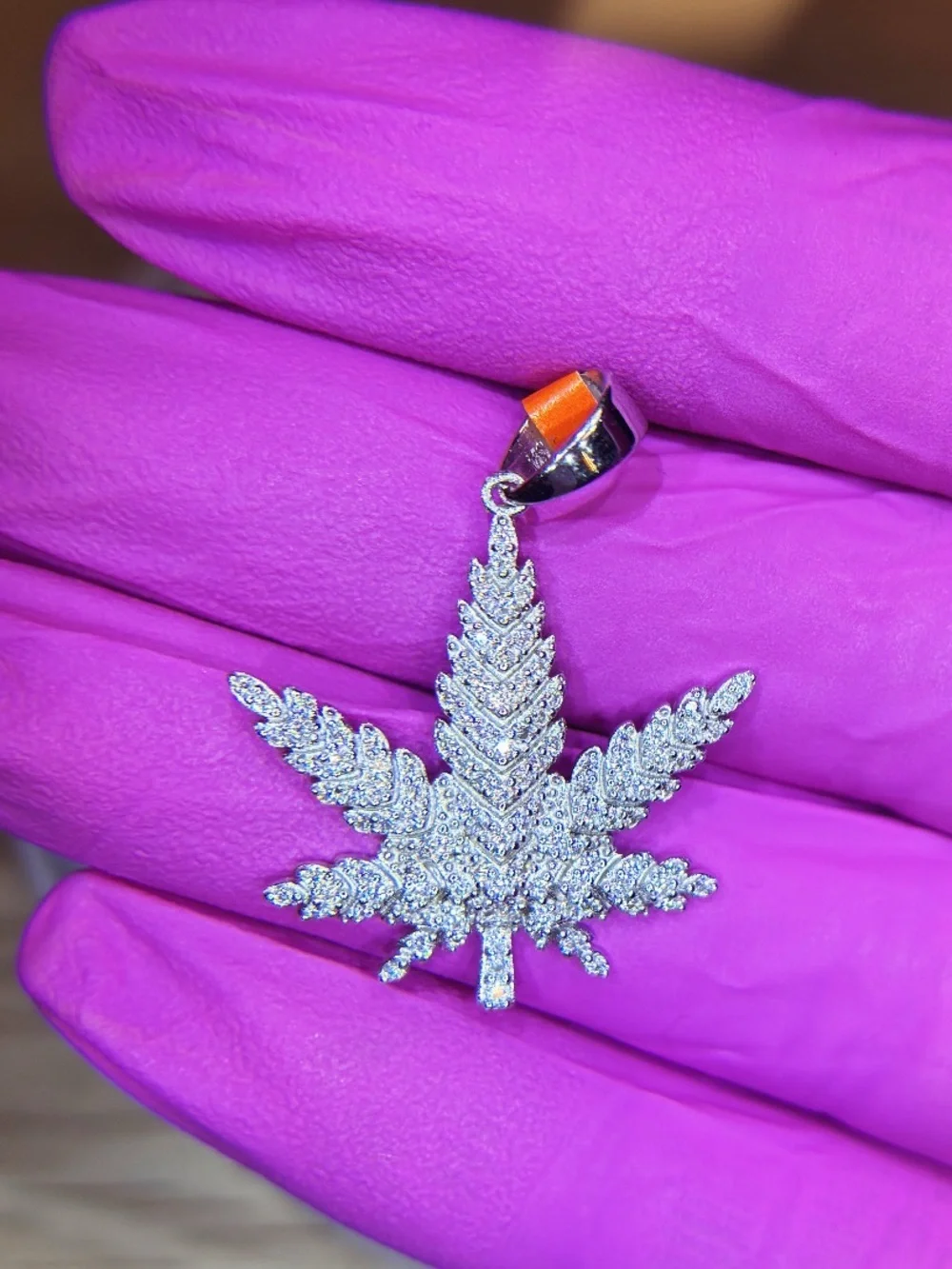 .925 Sterling Silver 2 CTW VVS Moissanite Small Leaf Pendant
